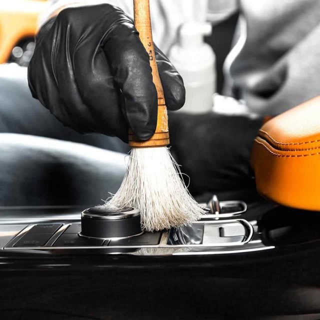 https://canadiandetailingcar.com/wp-content/uploads/2021/11/product_18-640x640.jpg